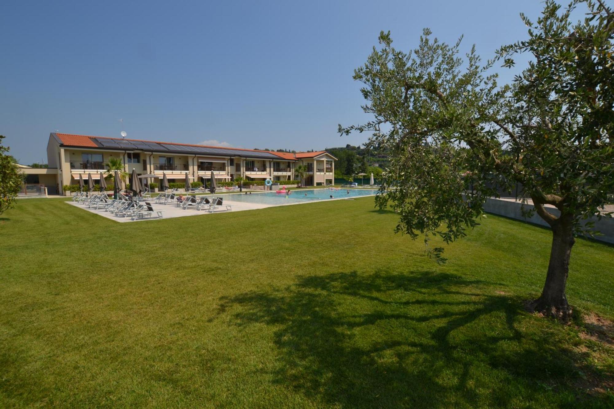 Residence La Magnolia - Aparments Lazise Exterior photo